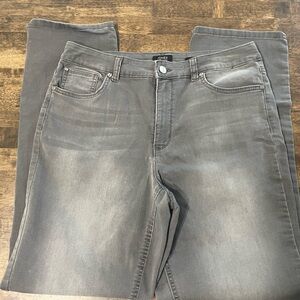Gray Jones New York Lexington Straight Leg pants
